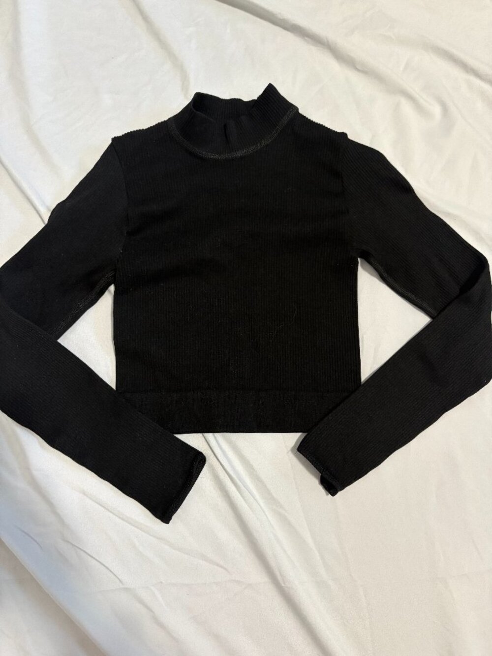 Urban Outfitters Black Cropped Mockneck Long Sleeve - size xs
